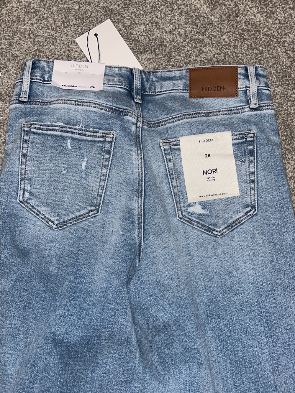 Wide-Leg Light Blue Distressed Jeans - High Rise - Picture 2 of 2